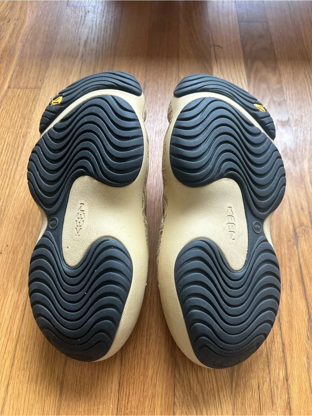 KEEN Beige Paisley Slip-On Clog Sandal